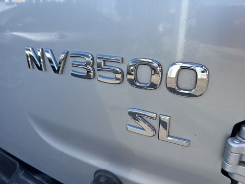 2017 Nissan NV 3500 HD SL Passenger Lower Image 1