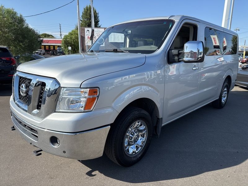 2017 Nissan NV 3500 HD SL Passenger Upper Image 2