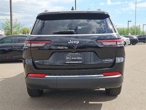 2021 Jeep Grand Cherokee L Laredo Lower Image 3