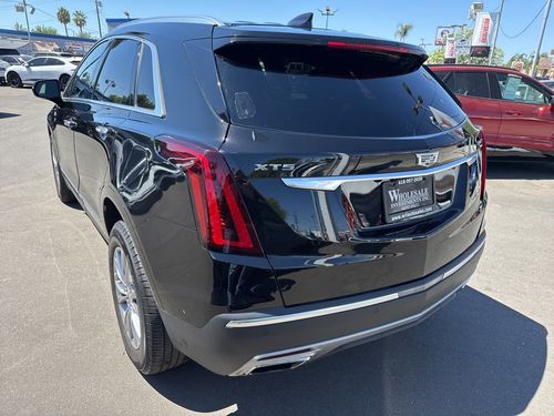 2022 Cadillac XT5 Premium Luxury Lower Image 1