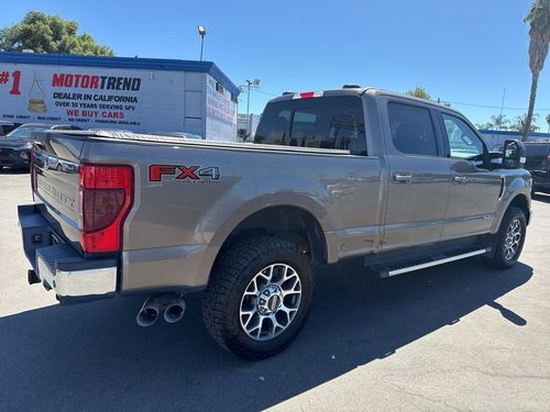 2020 Ford F-250 Super Duty Lariat Crew Cab Lower Image 2
