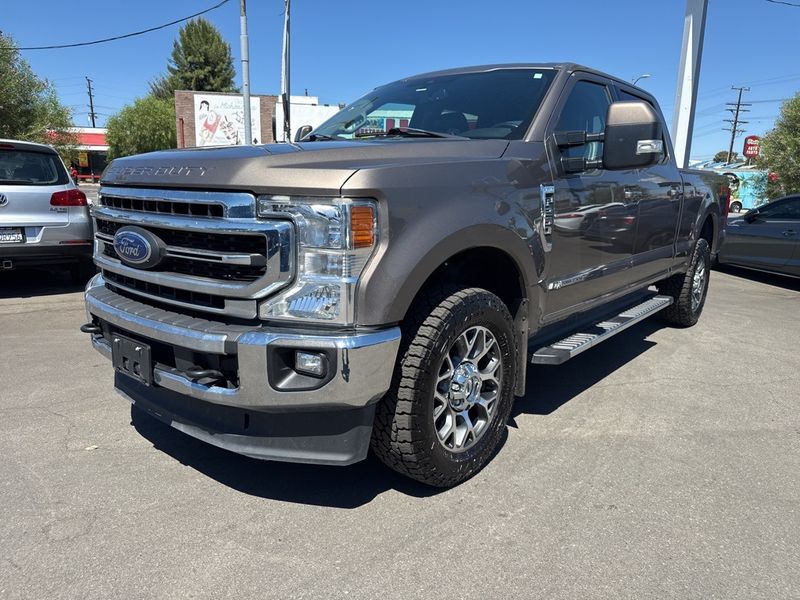 2020 Ford F-250 Super Duty Lariat Crew Cab Upper Image 2