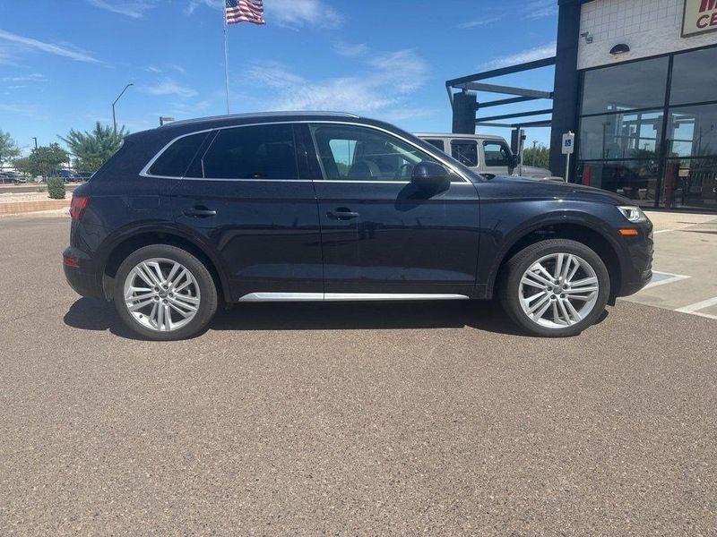 2018 Audi Q5 2.0T Premium Upper Image 2