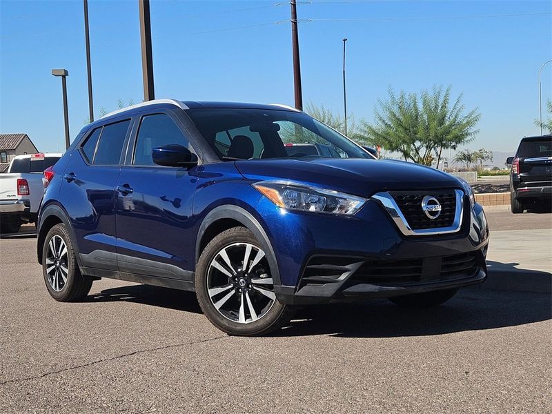 2020 Nissan Kicks SV Crossover Upper Image 2