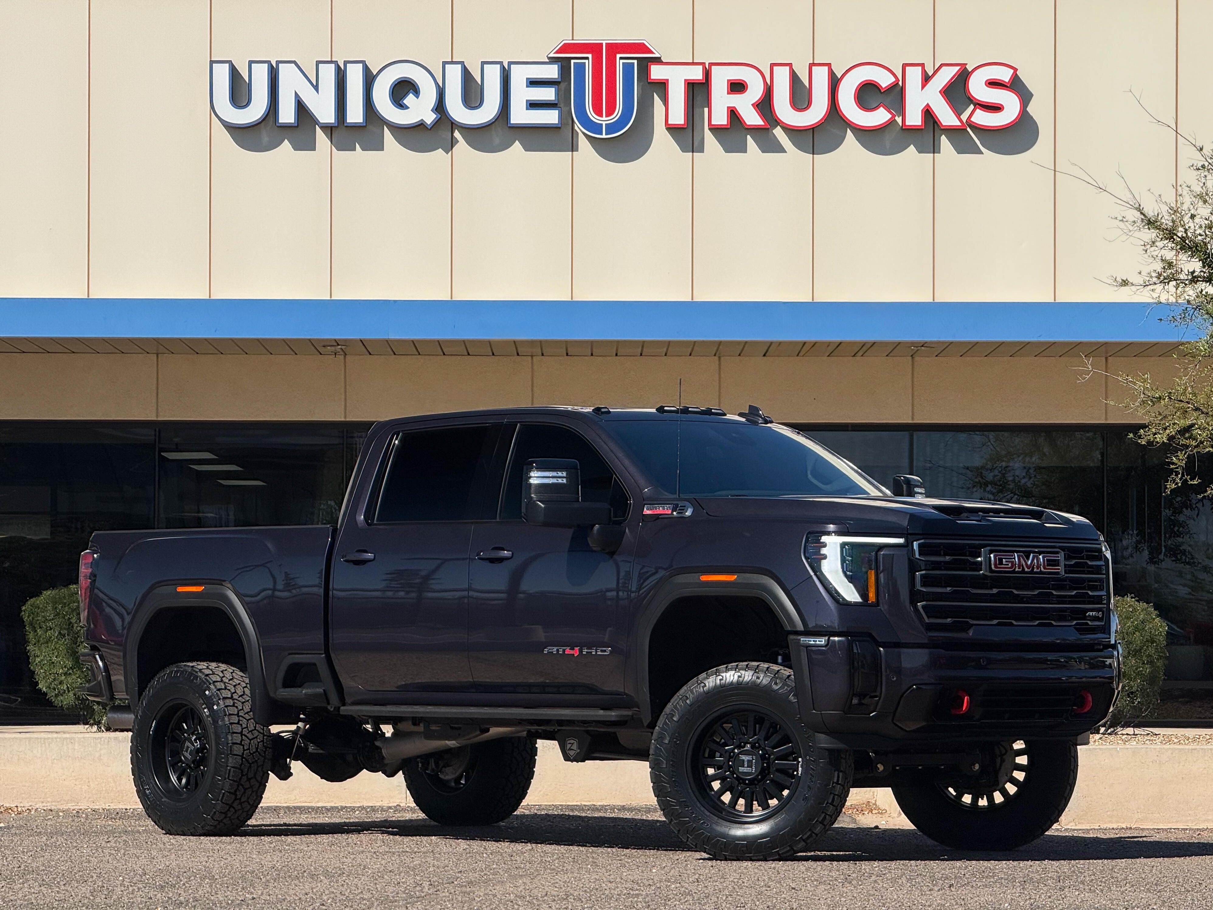 2025 GMC Sierra 4WD Crew Cab Standard Box AT4's photo