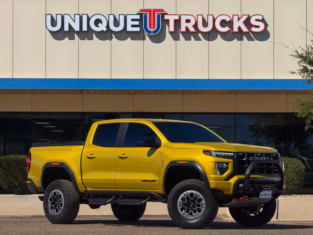 2023 GMC Canyon 4WD AT4X Crew Cab Short Box's photo