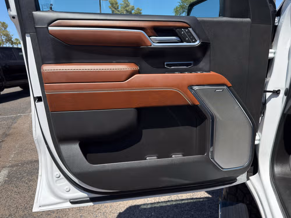 2023 GMC Sierra 1500 Denali Ultimate Image 18