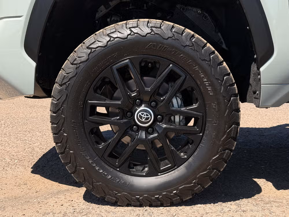 2024 Toyota Tundra Limited Image 13