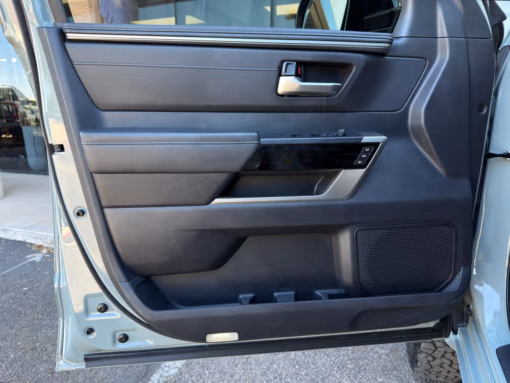 2024 Toyota Tundra Limited Image 17