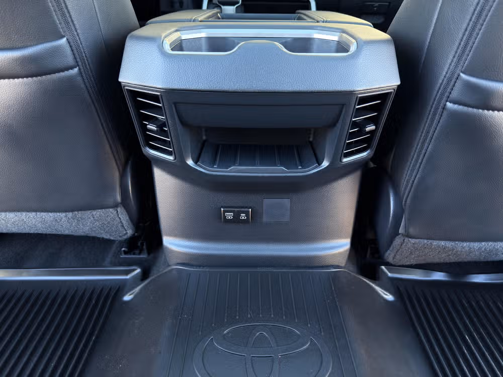 2024 Toyota Tundra Limited Image 35