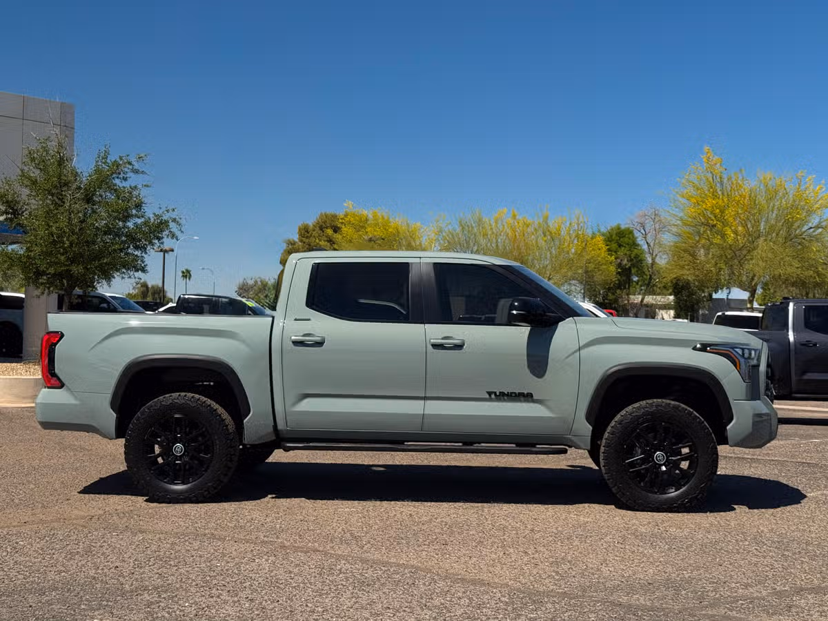 2024 Toyota Tundra Limited Image 7