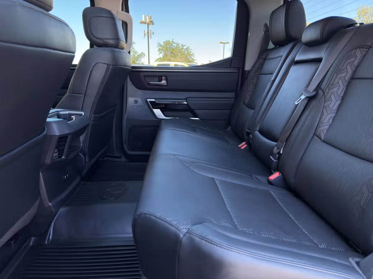 2024 Toyota Tundra Limited Image 24