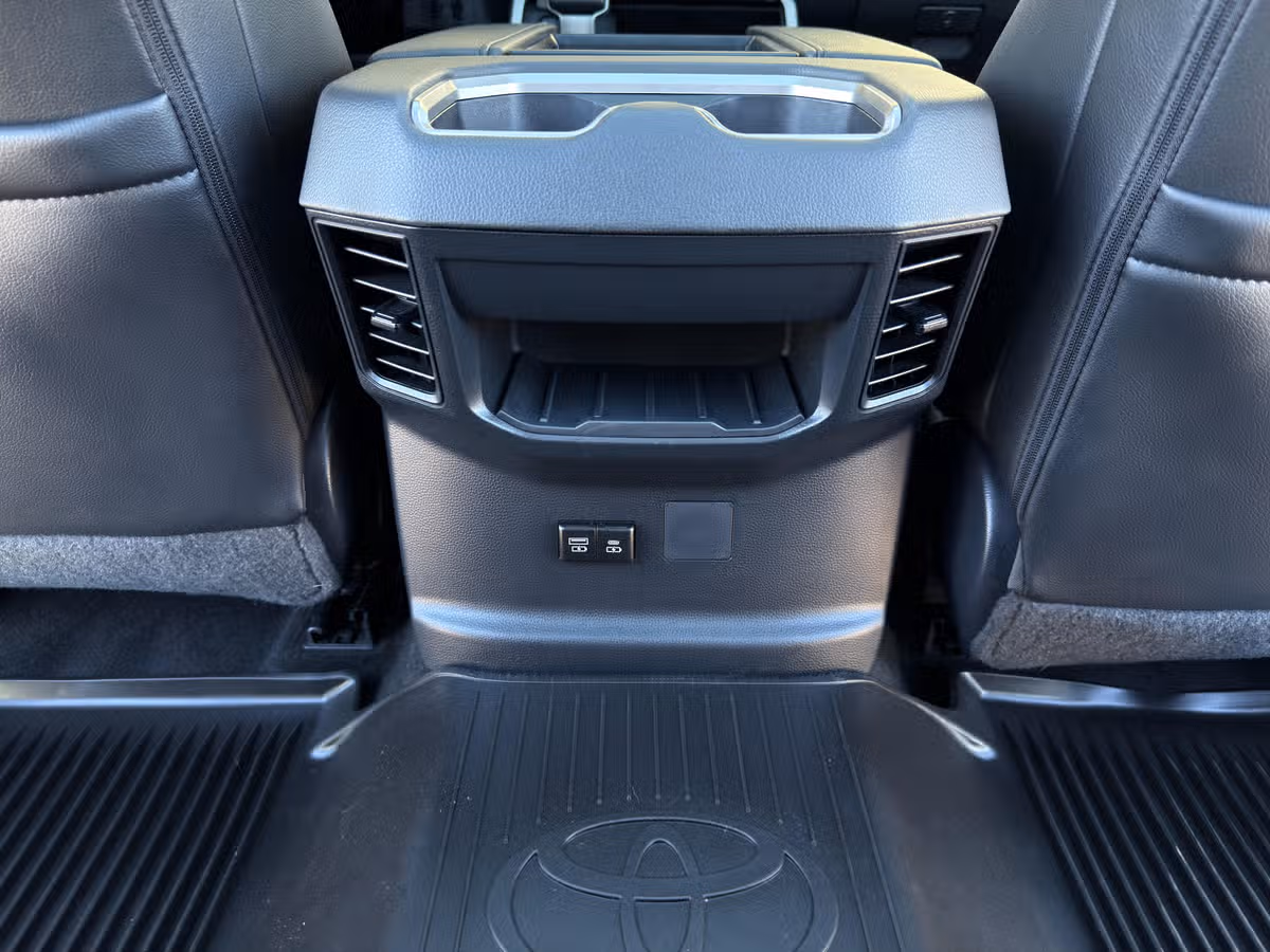 2024 Toyota Tundra Limited Image 35