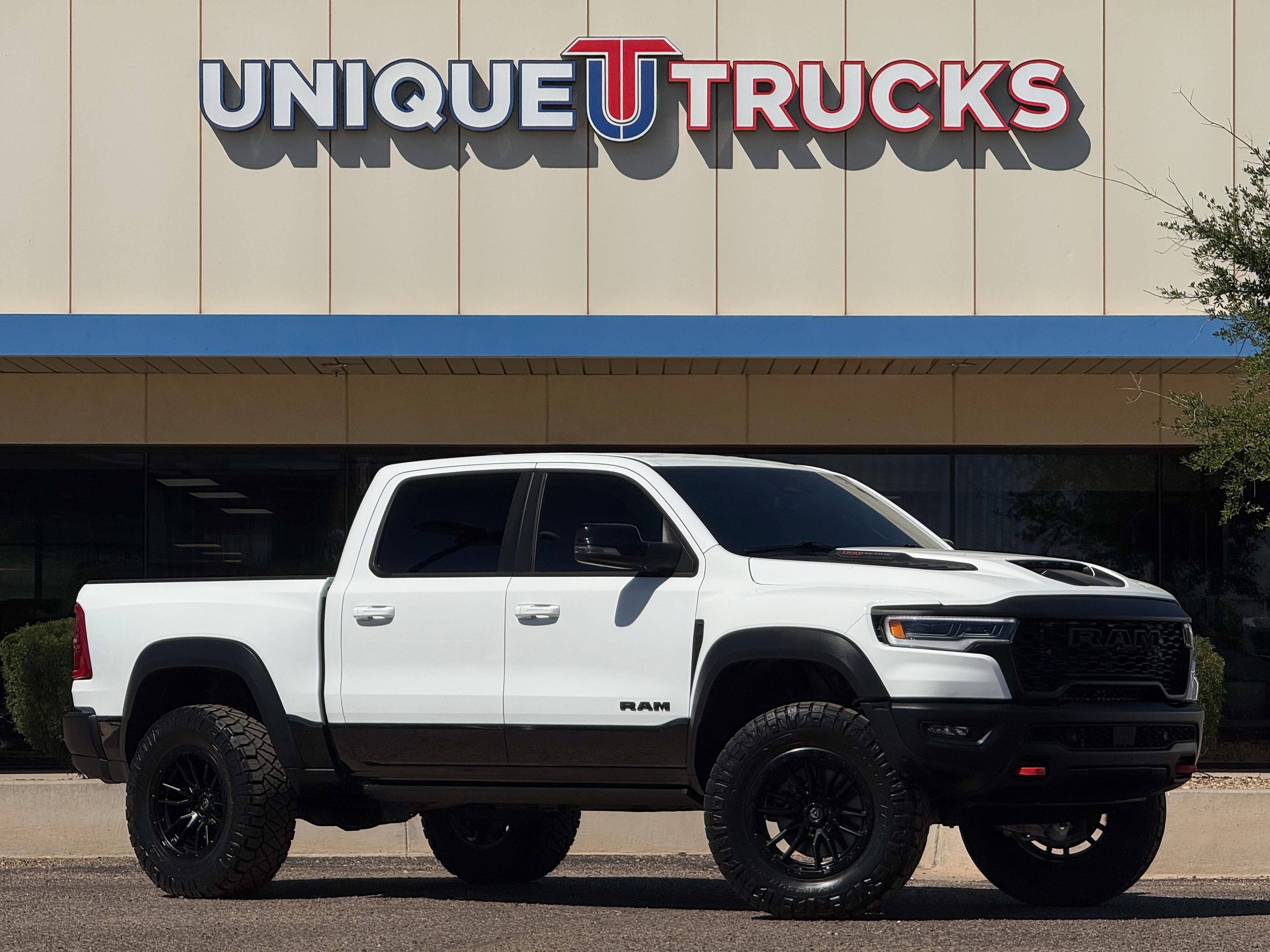 2025 RAM 1500 RHO 4x4 Crew Cab 5'7's photo