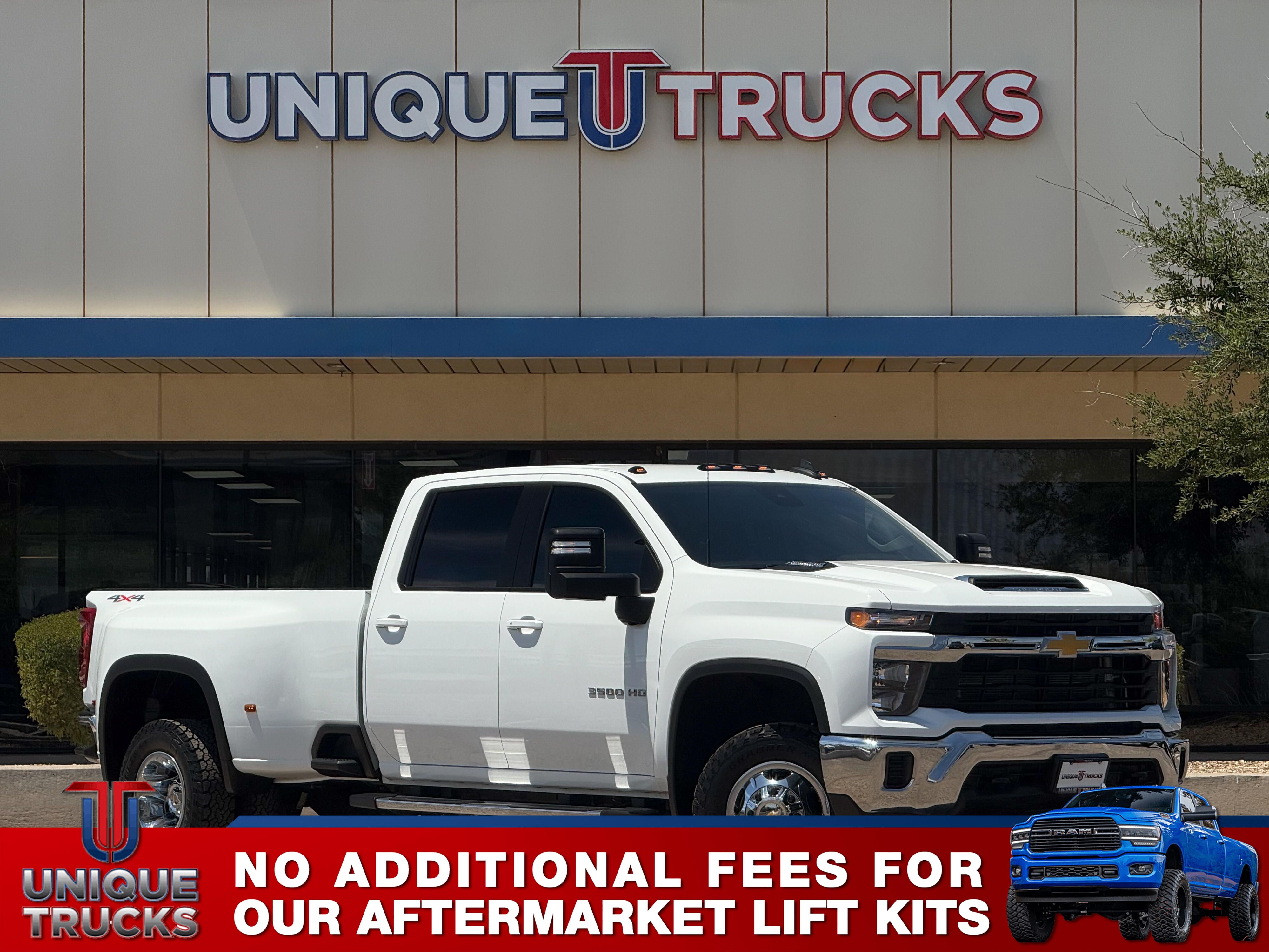 Summit White 2024 Chevrolet Silverado 3500HD Pickup Truck Four-Wheel Drive Automatic