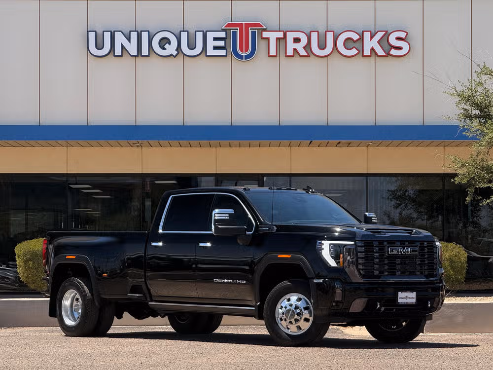 2024 GMC Sierra 4WD Crew Cab LB DRW Denali Ultimate's photo