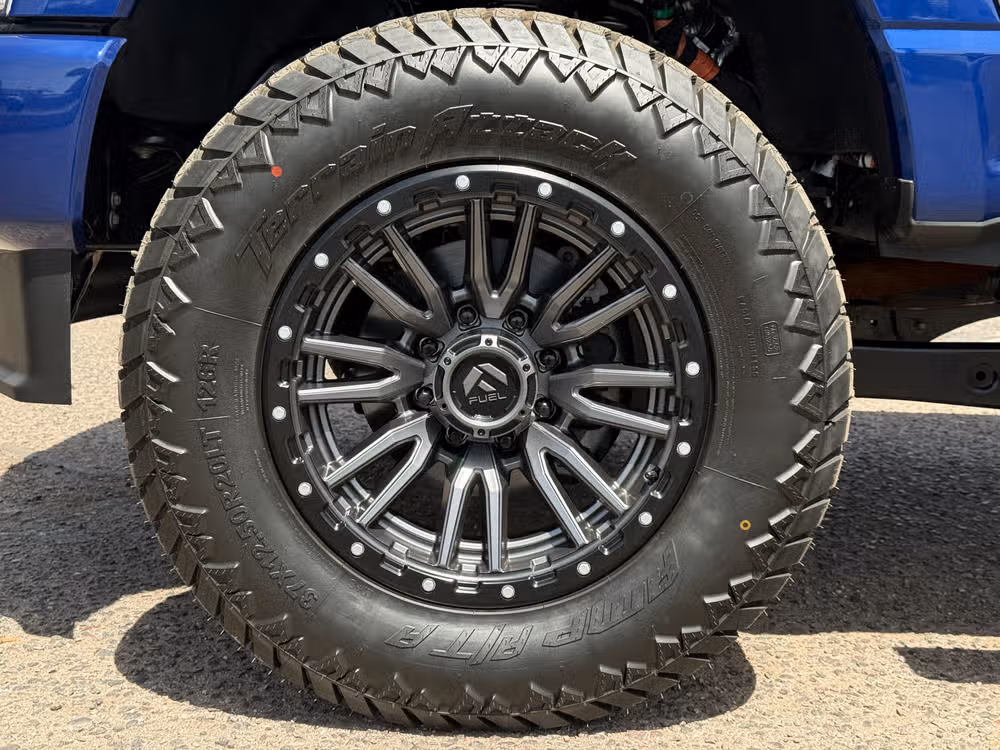 2026 Ford F-350 Super Duty Platinum Image 11
