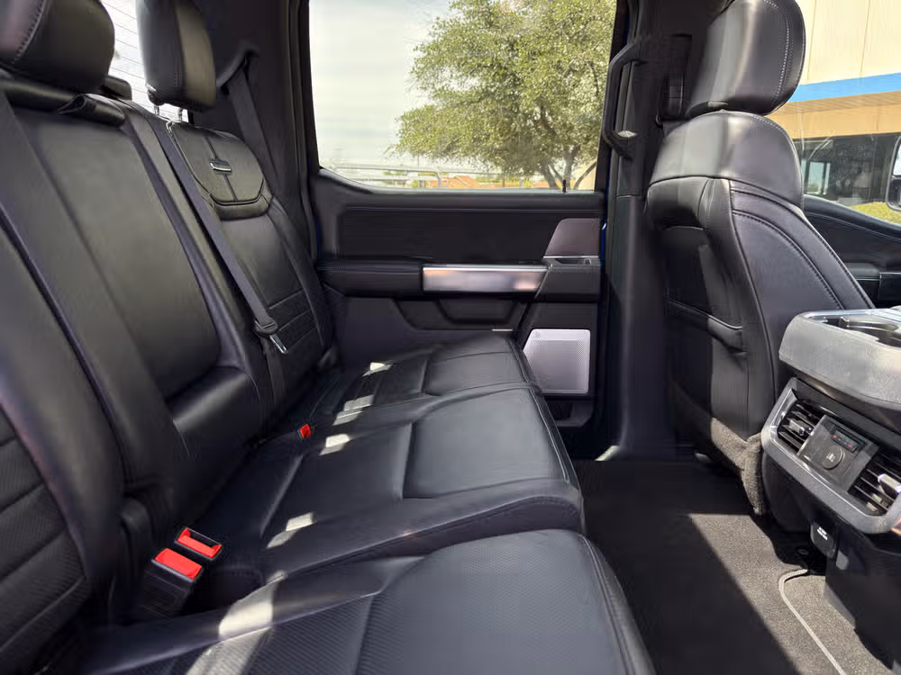 2026 Ford F-350 Super Duty Platinum Image 25