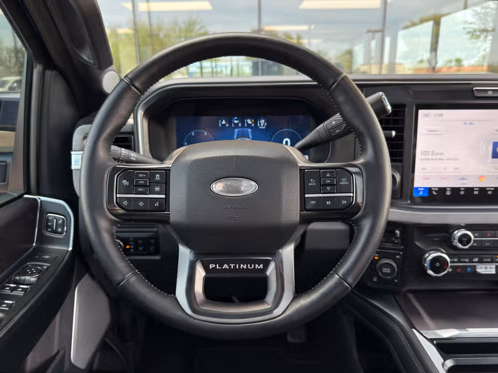 2026 Ford F-350 Super Duty Platinum Image 31