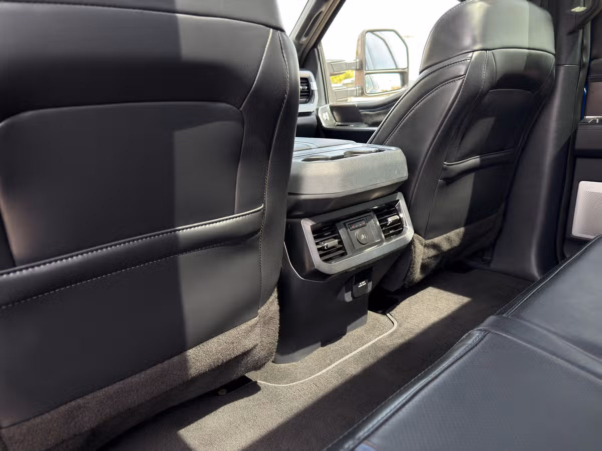 2026 Ford F-350 Super Duty Platinum Image 21