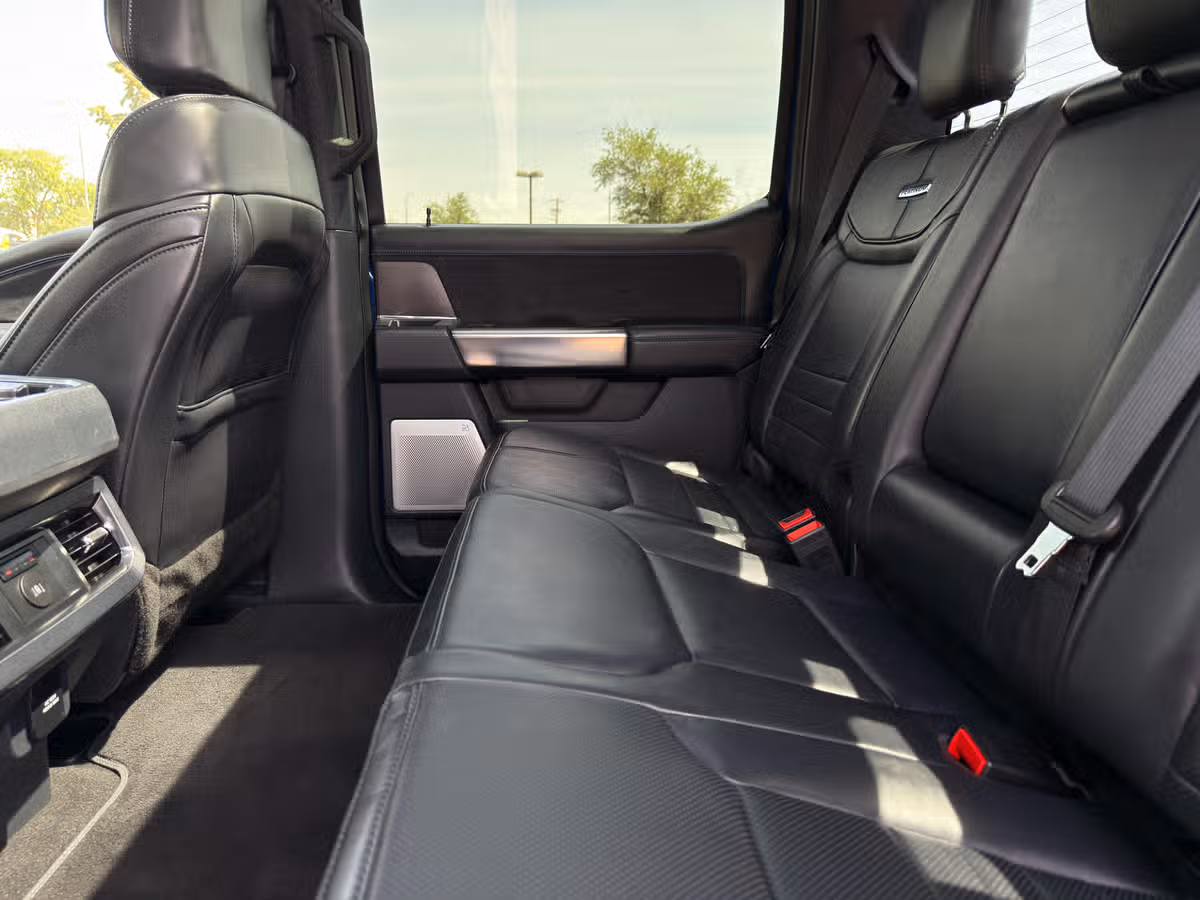 2026 Ford F-350 Super Duty Platinum Image 22
