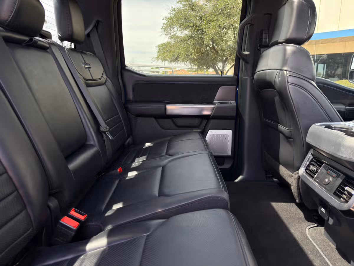 2026 Ford F-350 Super Duty Platinum Image 25