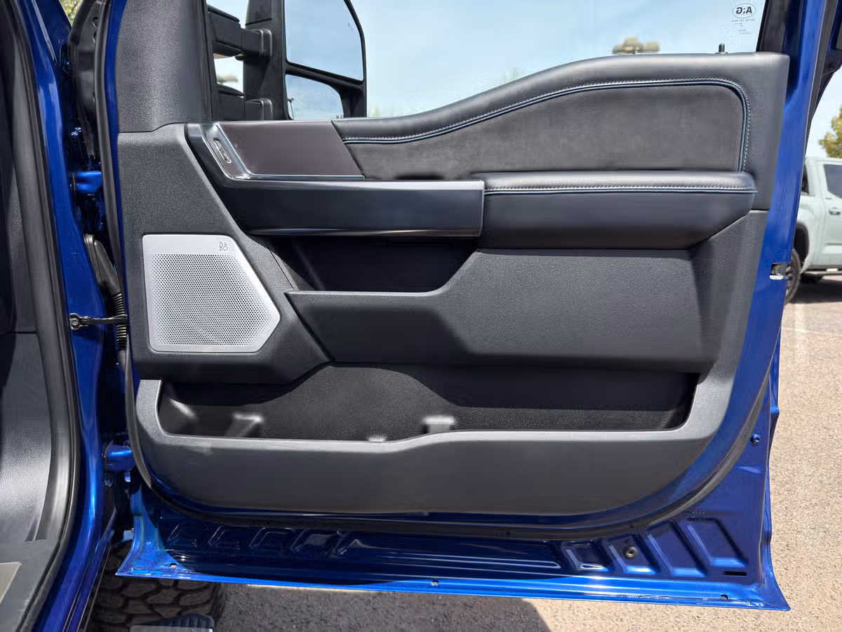 2026 Ford F-350 Super Duty Platinum Image 27