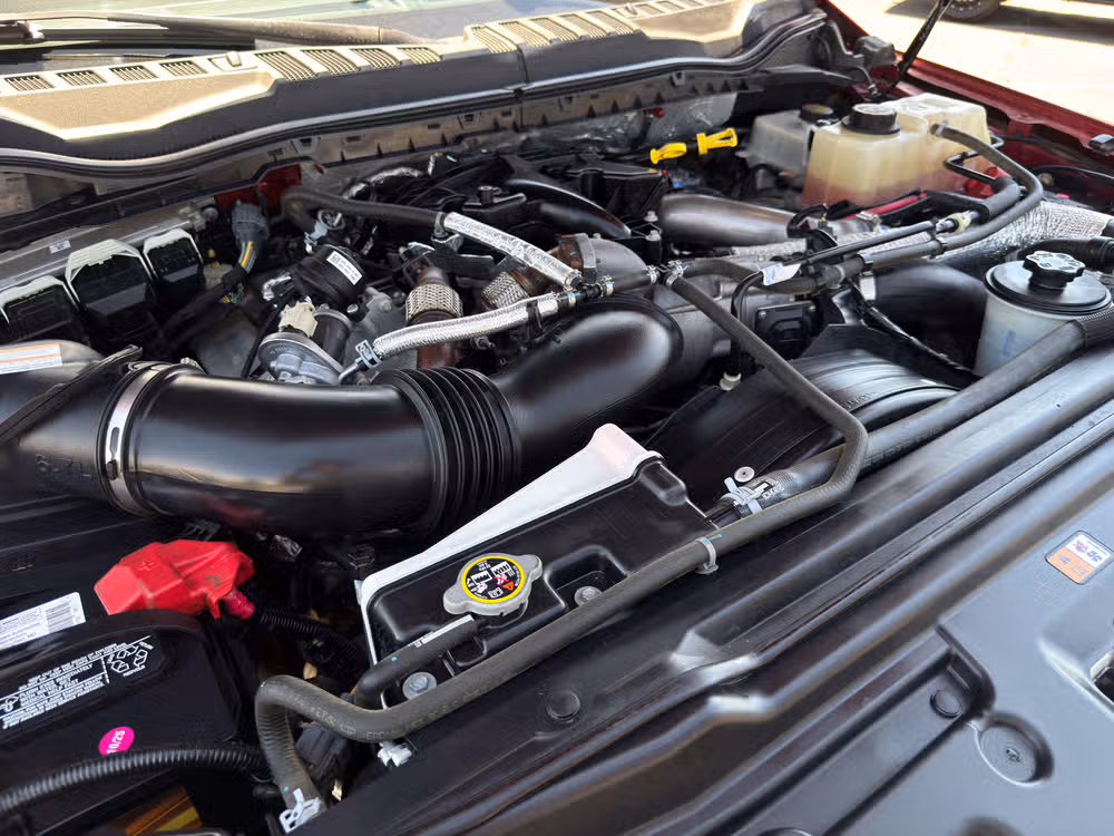 2017 Ford F-350 Super Duty Lariat Crew Cab Image 15