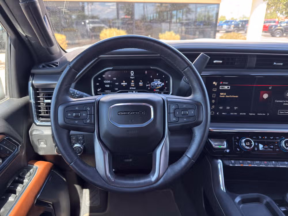 2024 GMC Sierra 3500HD Denali Ultimate Crew Cab Image 36