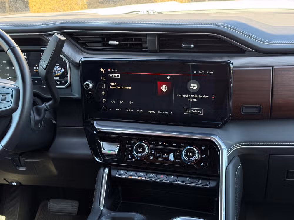 2024 GMC Sierra 3500HD Denali Ultimate Crew Cab Image 37