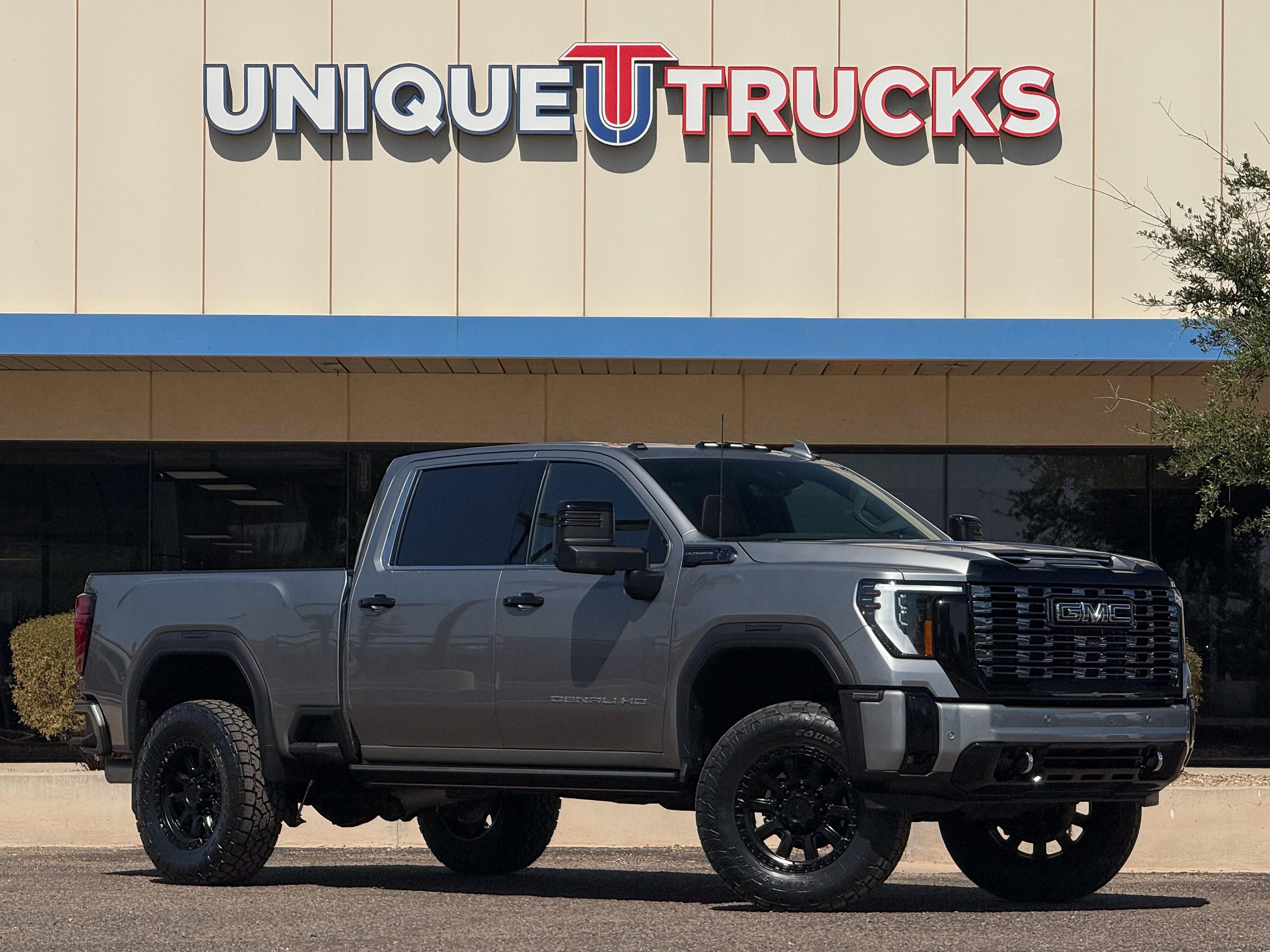 2025 GMC Sierra Denali Ultimate 4WD Crew Cab Long Box's photo