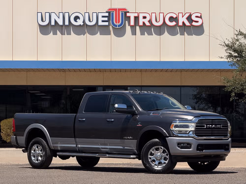 2020 RAM 3500 Laramie 4X4 Crew Cab LWB's photo