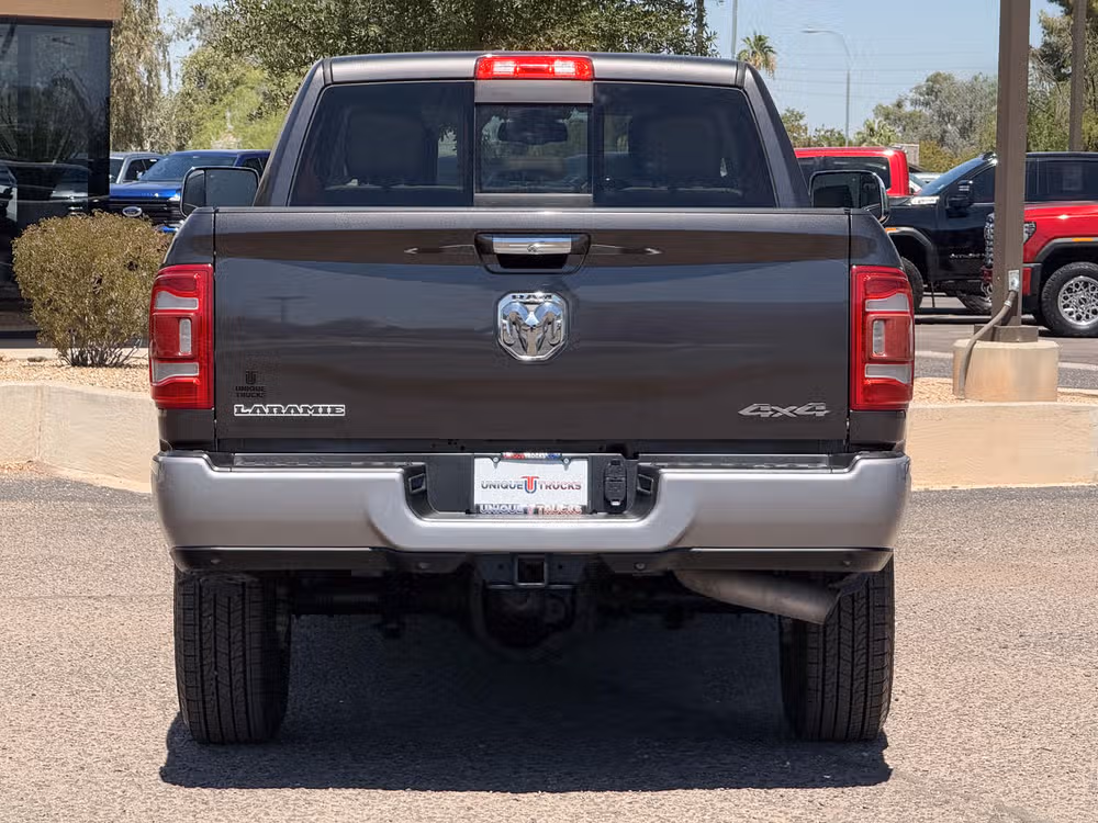 2020 Ram 3500 Laramie Crew Cab Image 8