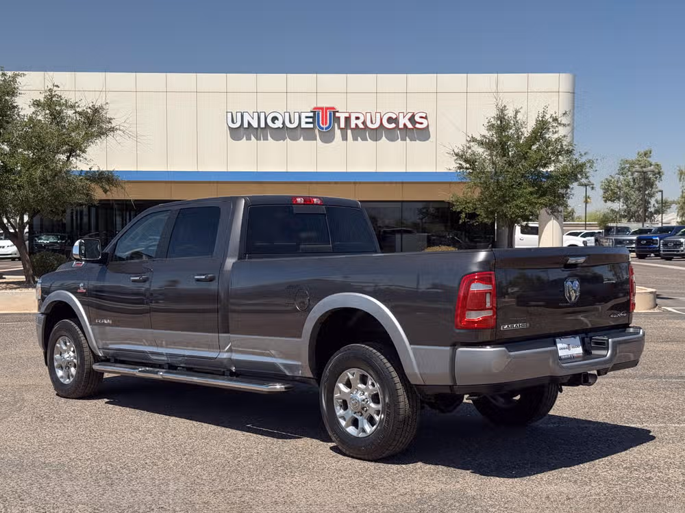 2020 Ram 3500 Laramie Crew Cab Image 10