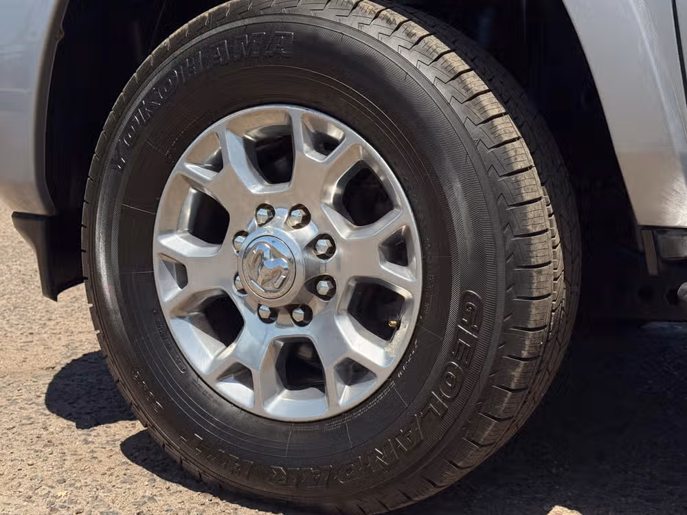 2020 Ram 3500 Laramie Crew Cab Image 13