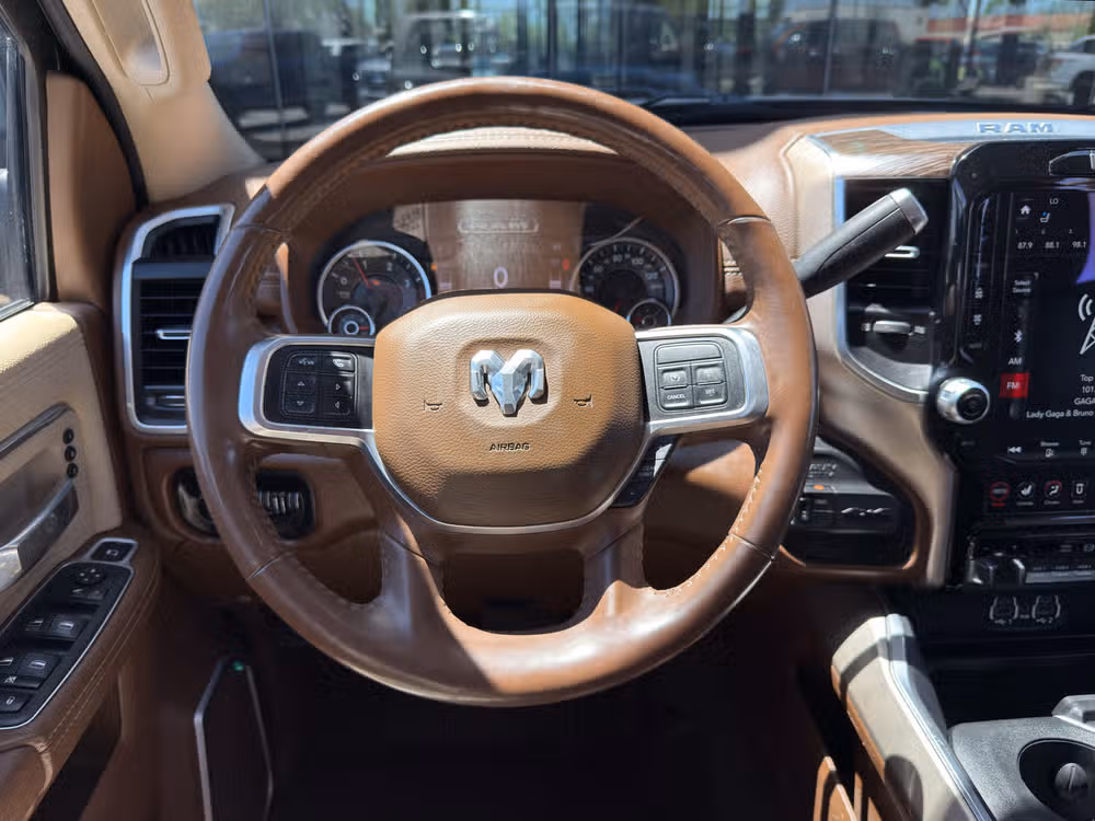 2020 Ram 3500 Laramie Crew Cab Image 33
