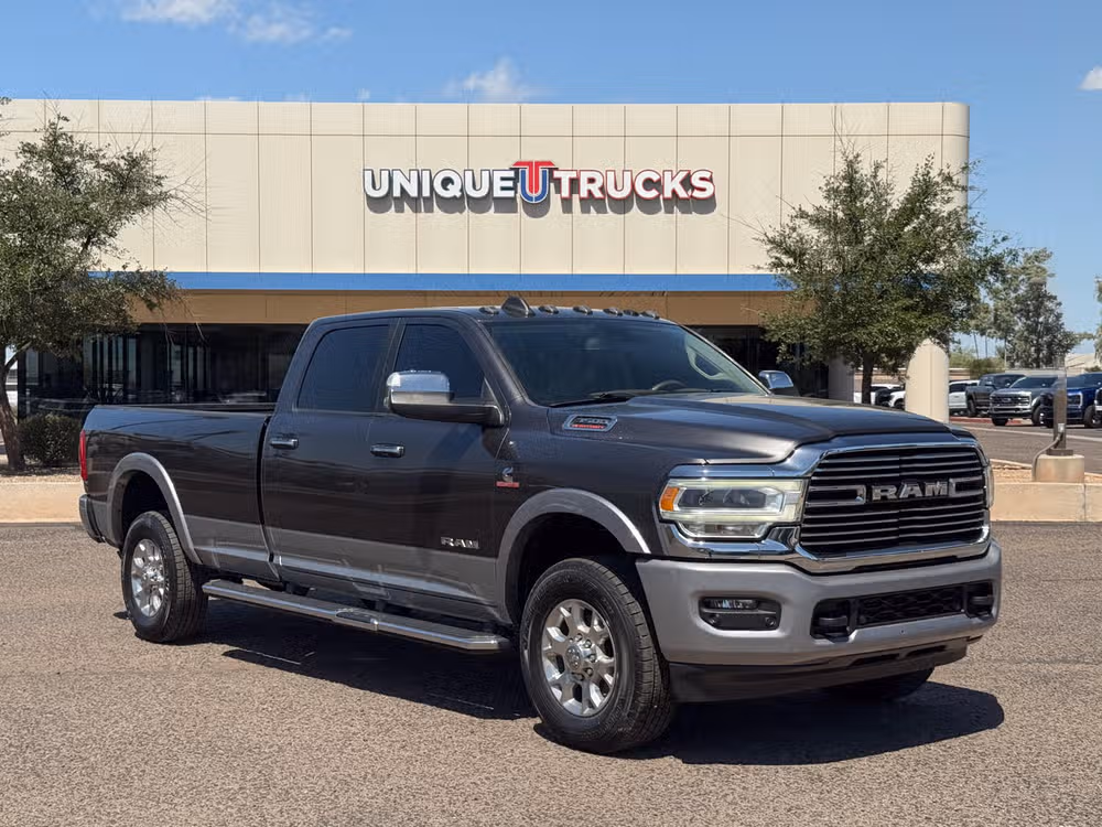 2020 Ram 3500 Laramie Crew Cab Image 5