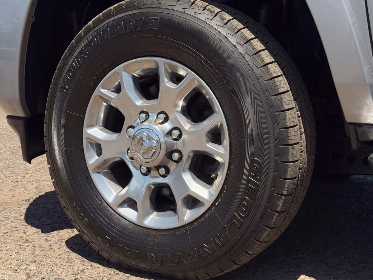 2020 Ram 3500 Laramie Crew Cab Image 13