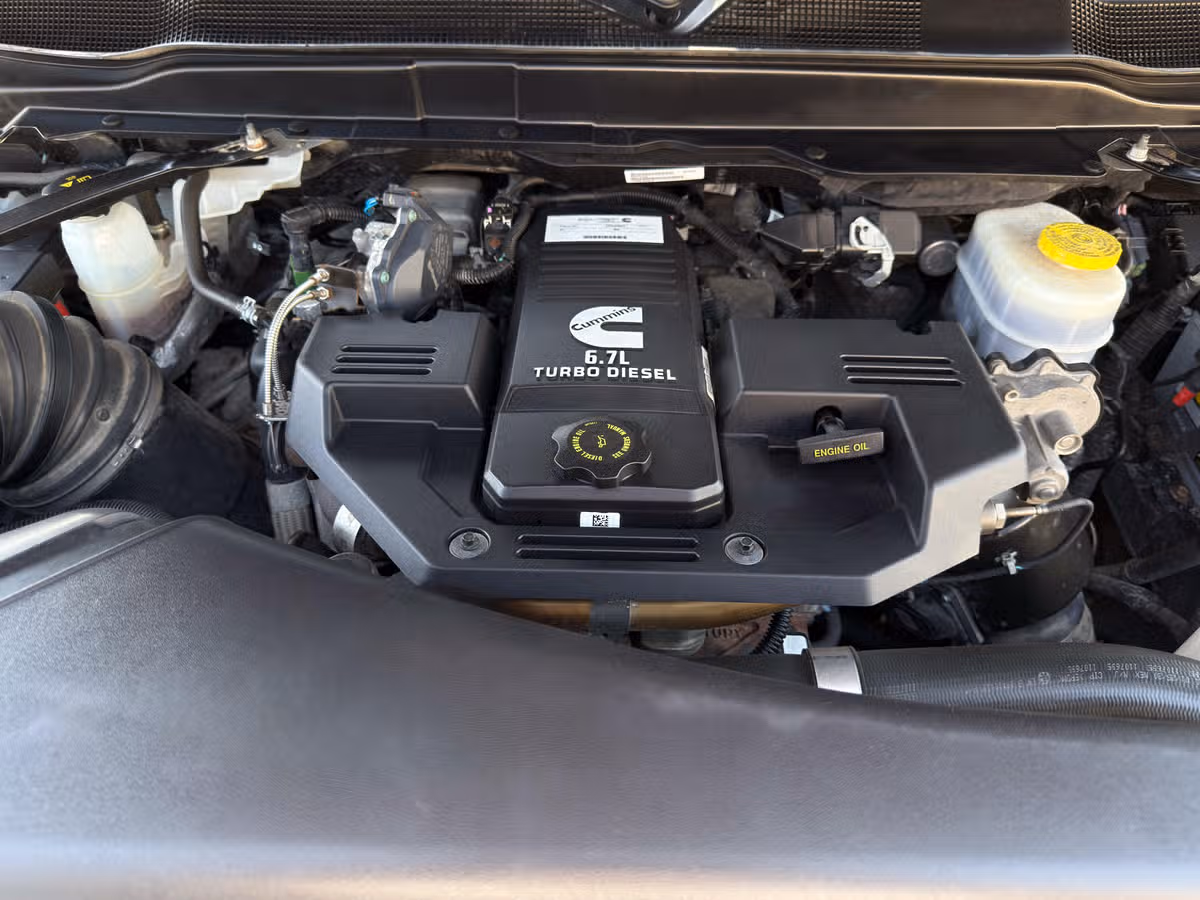 2020 Ram 3500 Laramie Crew Cab Image 14