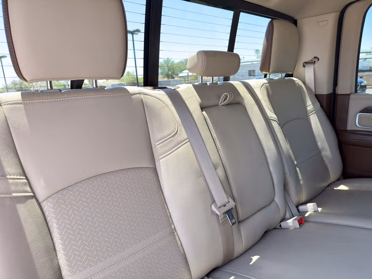 2020 Ram 3500 Laramie Crew Cab Image 28