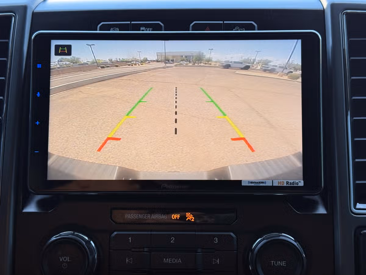 2019 Ford F-250 Super Duty XLT Crew Cab Image 39
