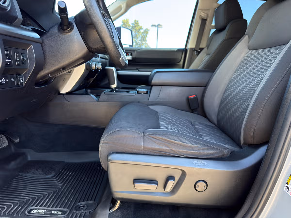 2021 Toyota Tundra TRD-Offroad CrewMax Image 23