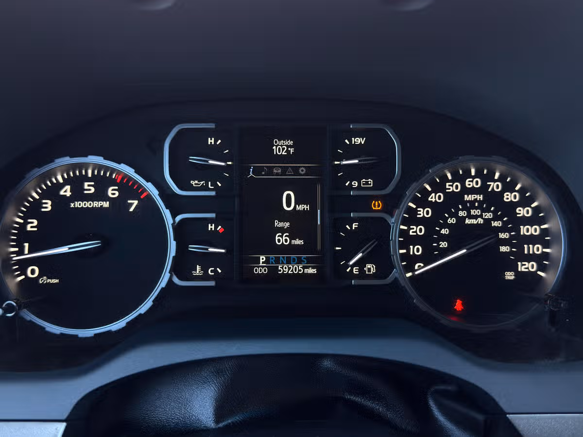2021 Toyota Tundra TRD-Offroad CrewMax Image 39