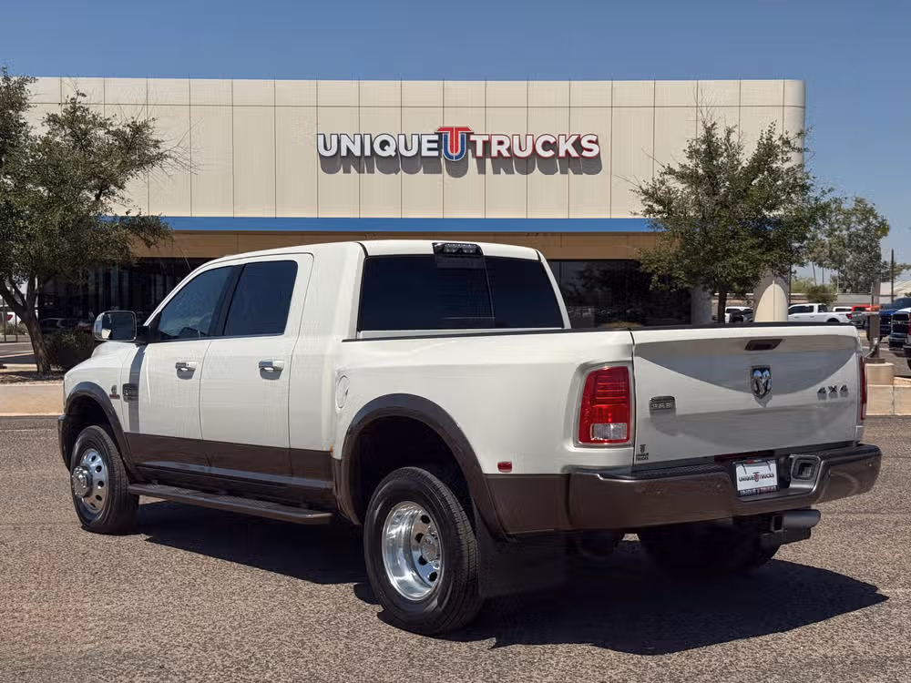2017 Ram 3500 Laramie Longhorn Mega Cab Image 11