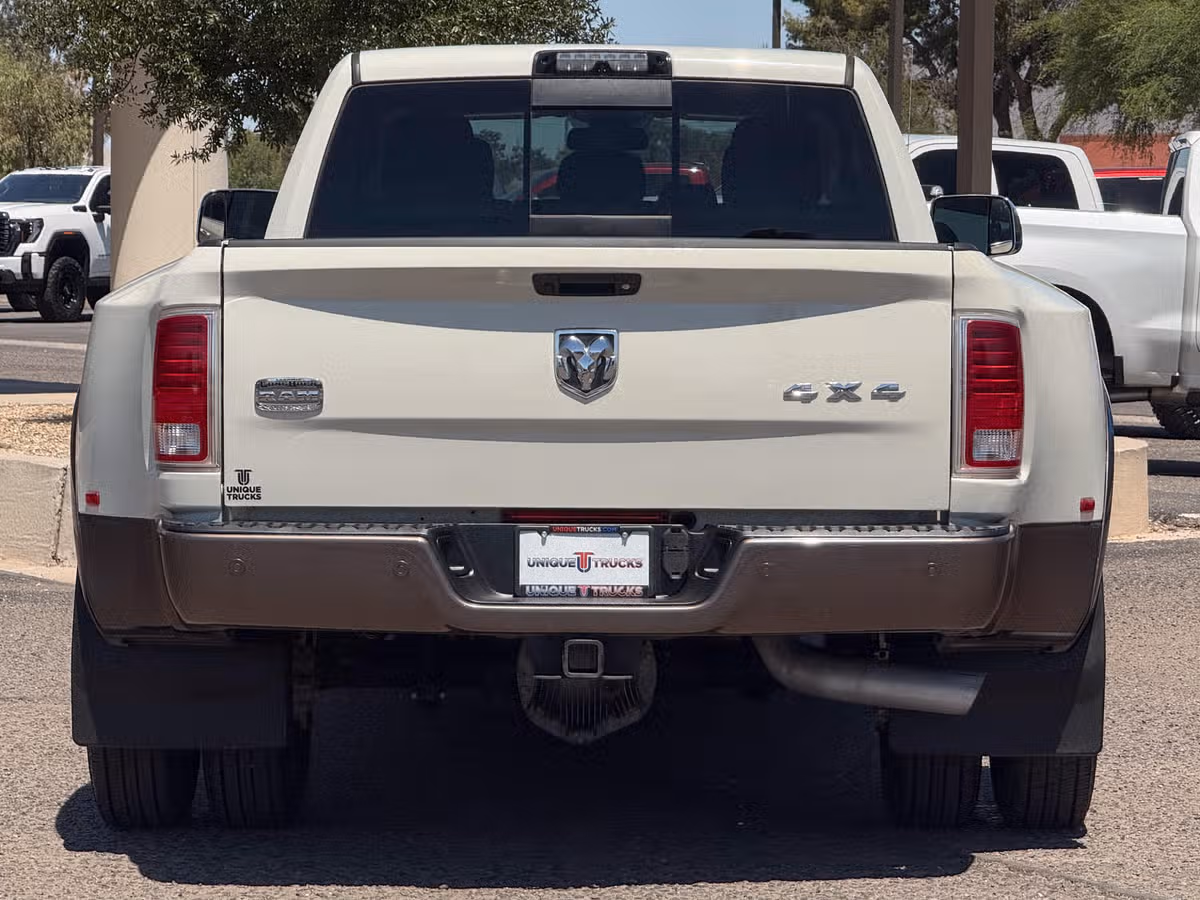 2017 Ram 3500 Laramie Longhorn Mega Cab Image 9