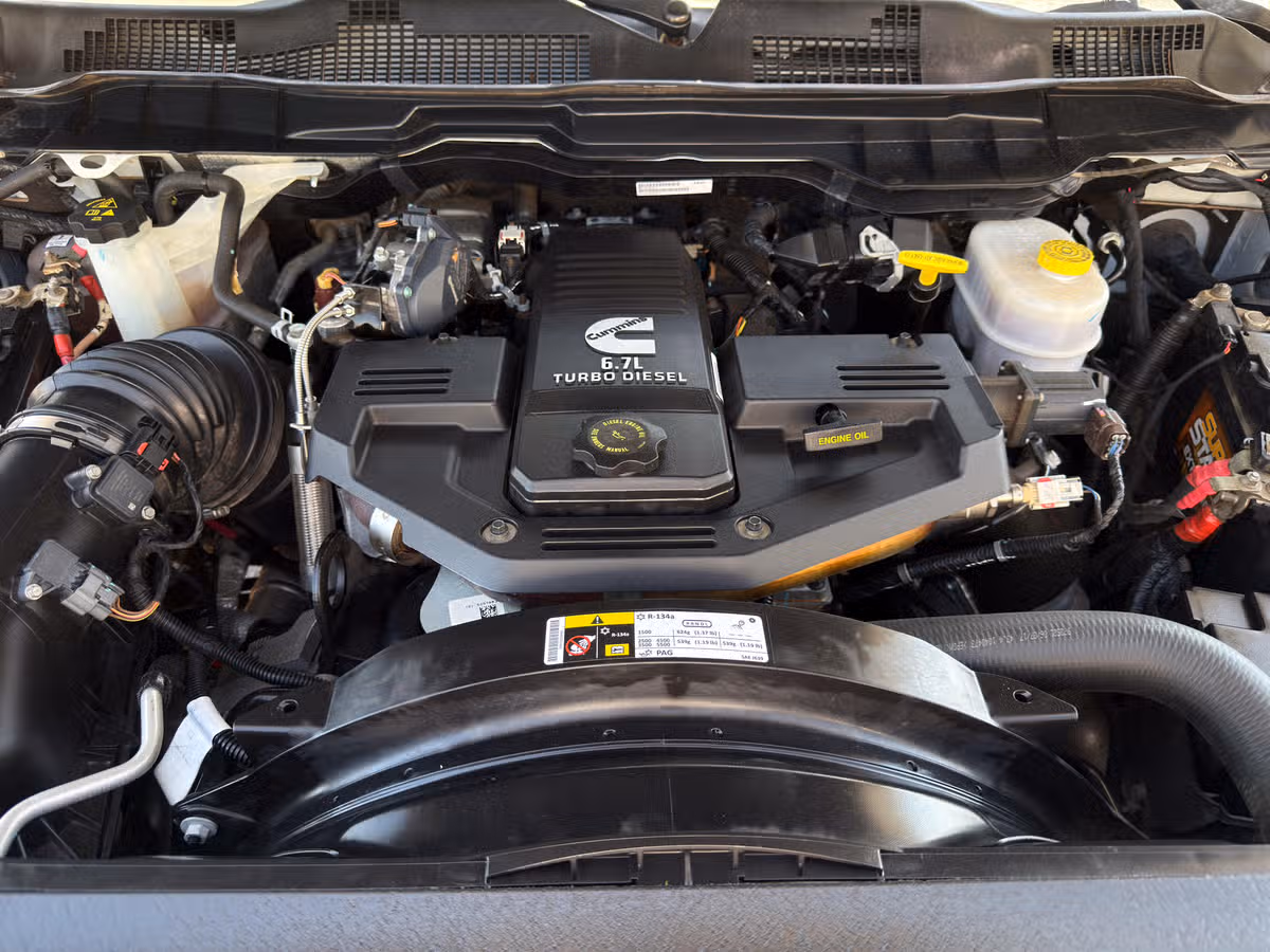 2017 Ram 3500 Laramie Longhorn Mega Cab Image 14