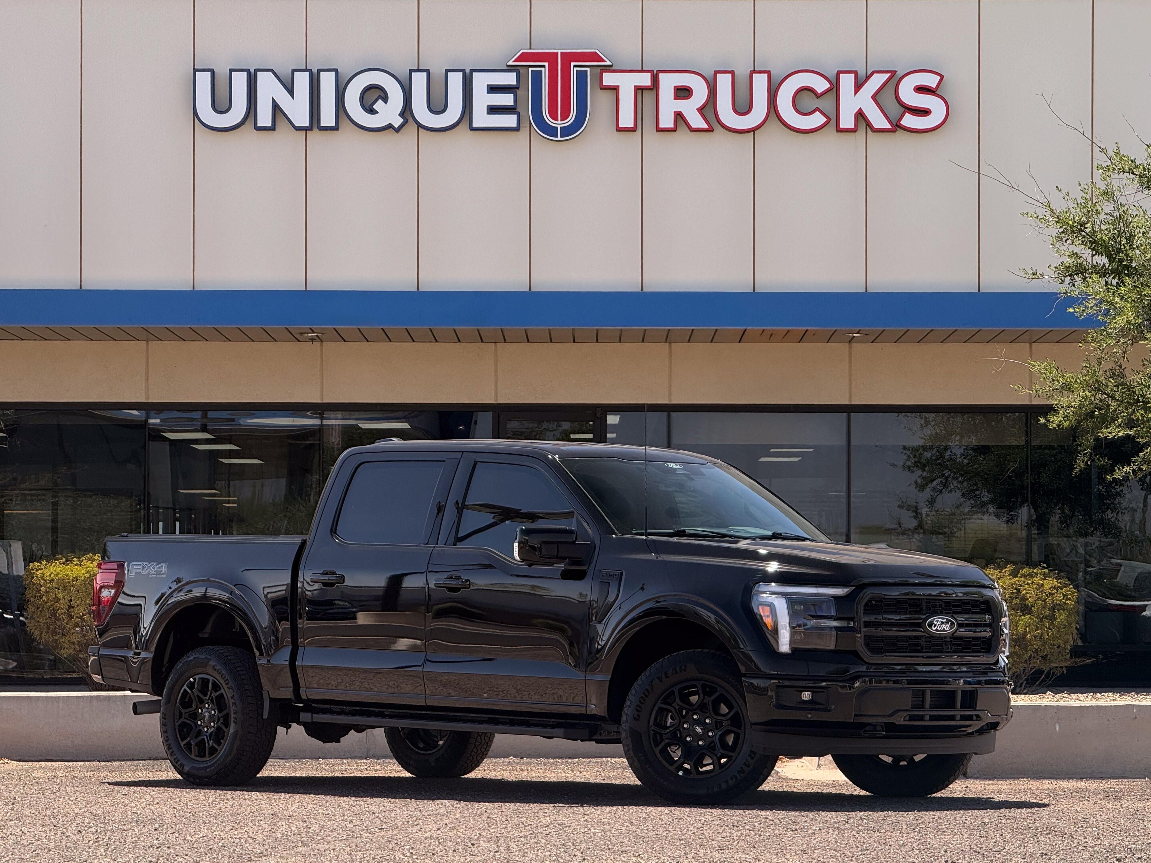 2025 Ford F-150 Lariat 4x4 SuperCrew 5-1/2 Box's photo