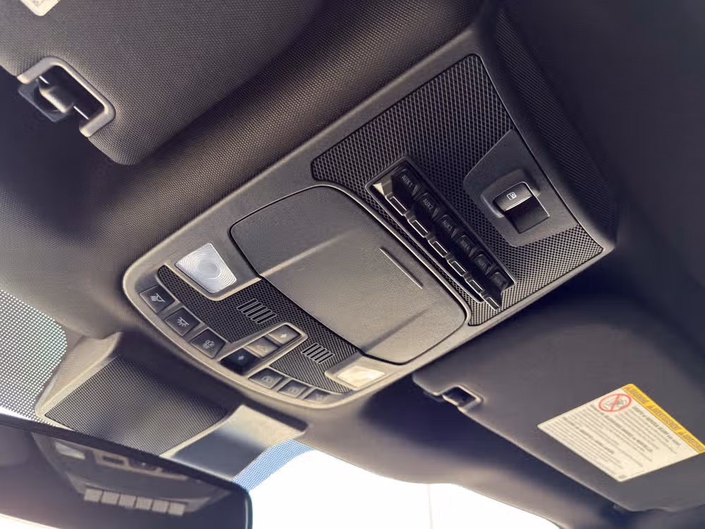 2022 Ford F-350 Super Duty Lariat Crew Cab Image 42
