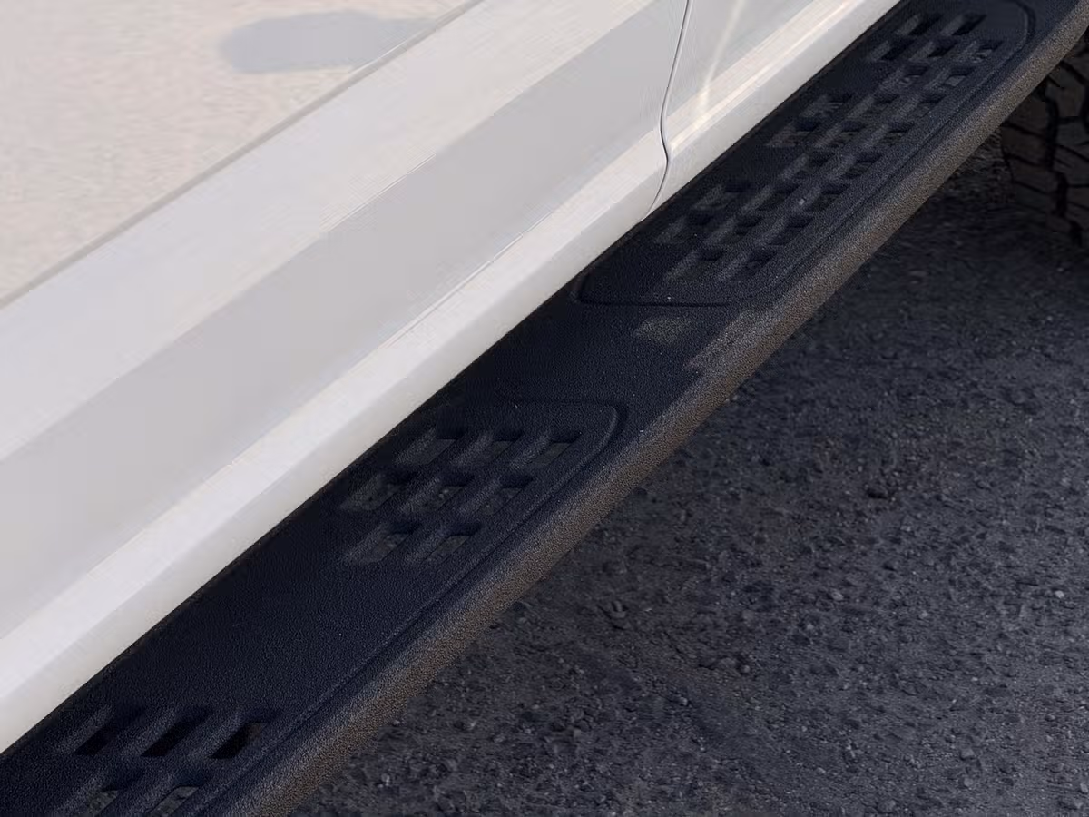 2022 Ford F-350 Super Duty Lariat Crew Cab Image 15