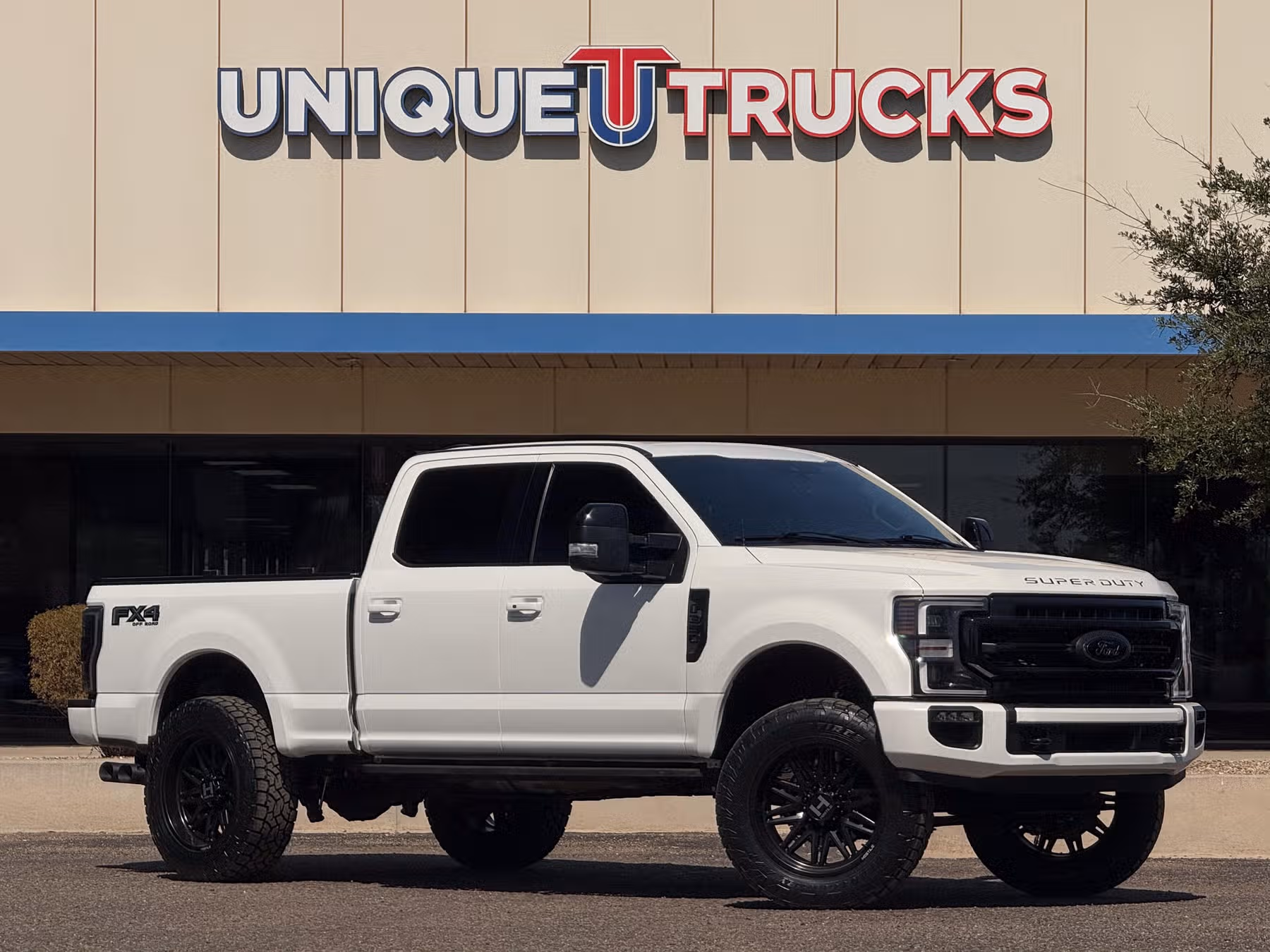 2022 Ford F-350 Super Duty Lariat Crew Cab